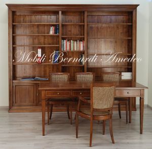 Tavolo scrittoio e libreria stile arte povera in legno massello di noce produzione artigianale italiana